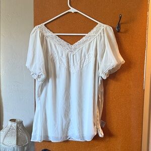Worthington Ivory Lace Trim Blouse